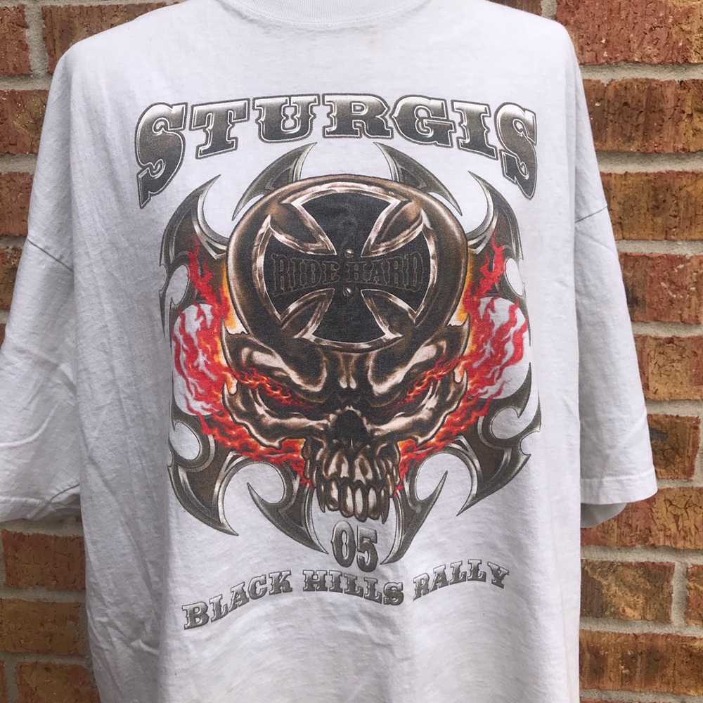 Sturgis 05 Black Hills Rally South Dakota TShirt🖤